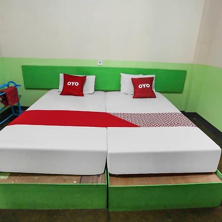 סמרינדה Oyo 90825 Hotel Lizha 2 מראה חיצוני תמונה